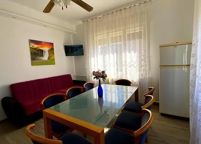Διαμέρισμα Julia Apartmanhaz