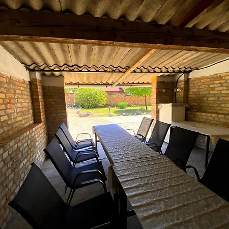Appartamento Julia Apartmanhaz